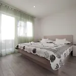 Appartement De La Marina Makarska