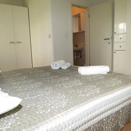 De La Marina Apartment Makarska