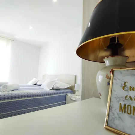 De La Marina Apartamento Makarska